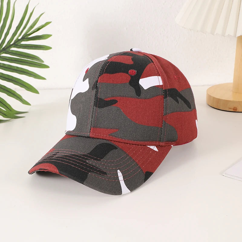 casquette motif militaire rouge