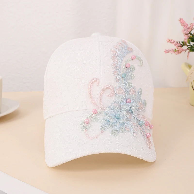 casquette blanche brodée