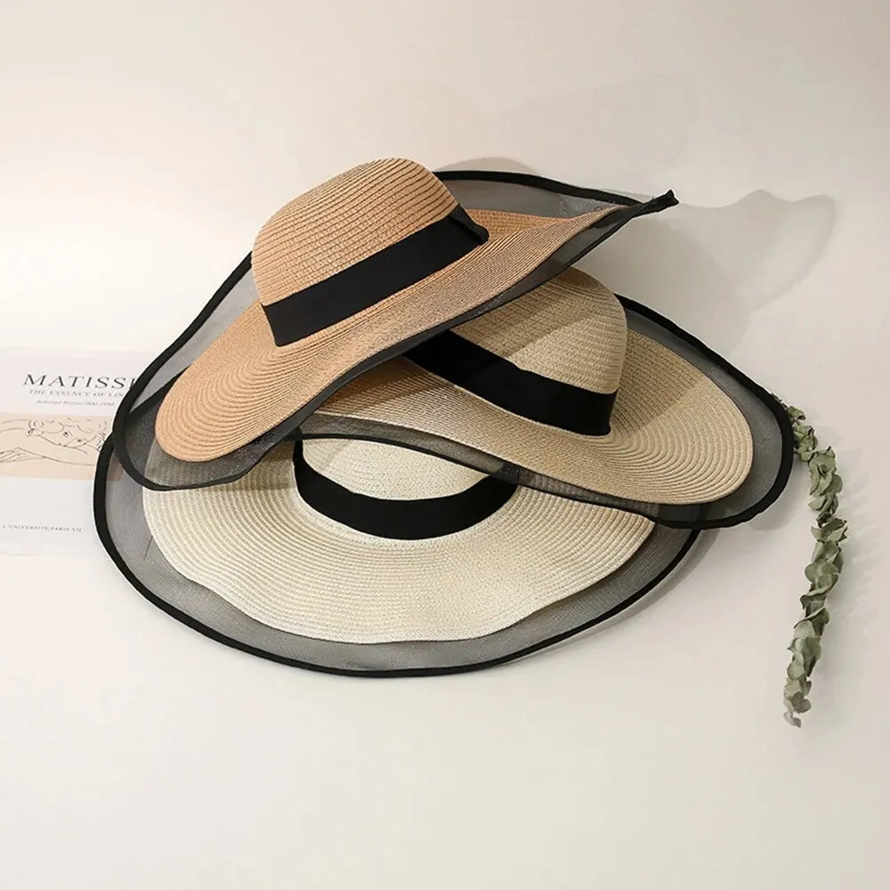 3 chapeaux de paille et bord en tulle