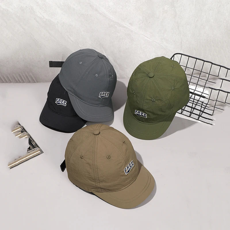 3 casquettes free