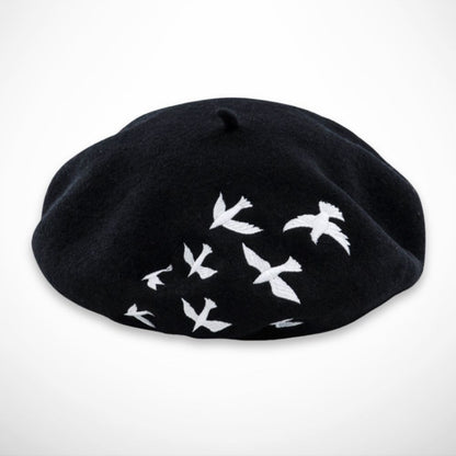 Béret Ninon – Béret brodé de petits oiseaux