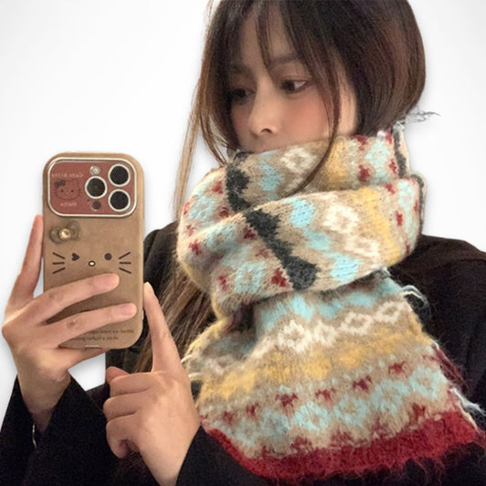 Luma Jacquard-Schal – Grafisches Muster und weiches Tragegefühl