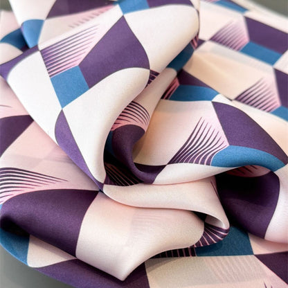 Foulard Annika – Foulard carré à motif géométrique