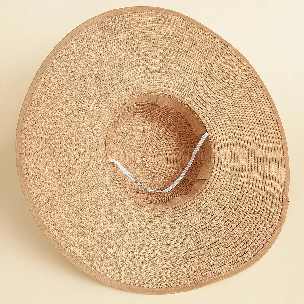 chapeau de paille intérieur