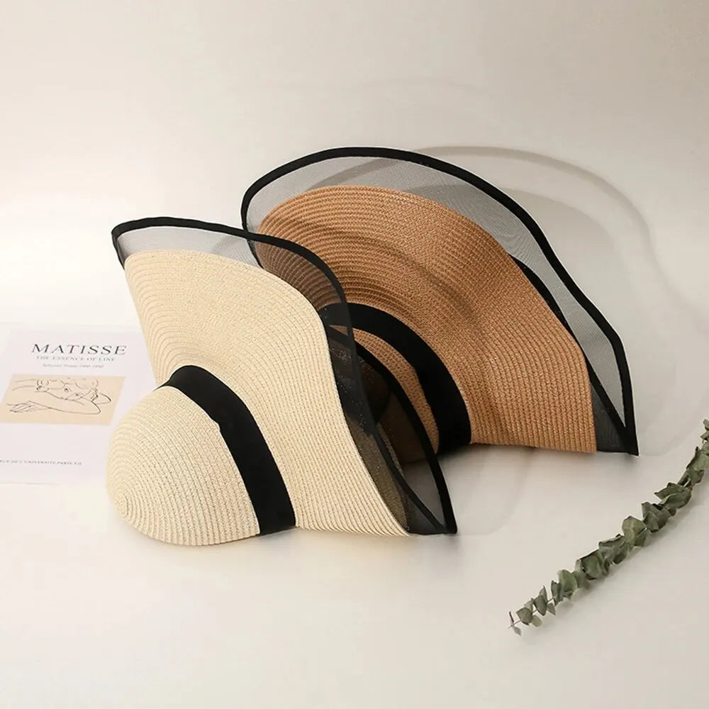 2 chapeaux de paille et bord en tulle